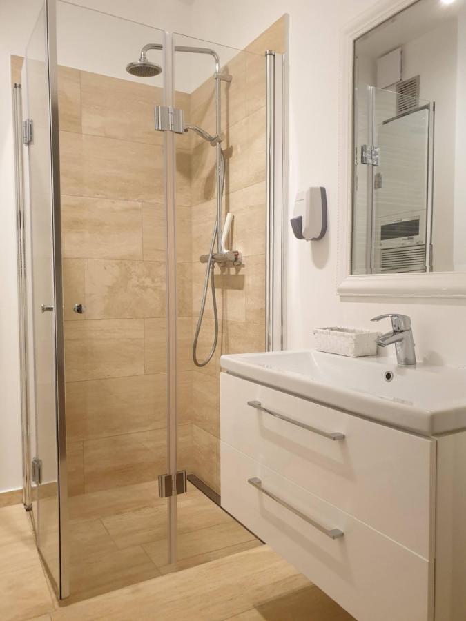 Premium Apartamenty Naleczow Ngoại thất bức ảnh