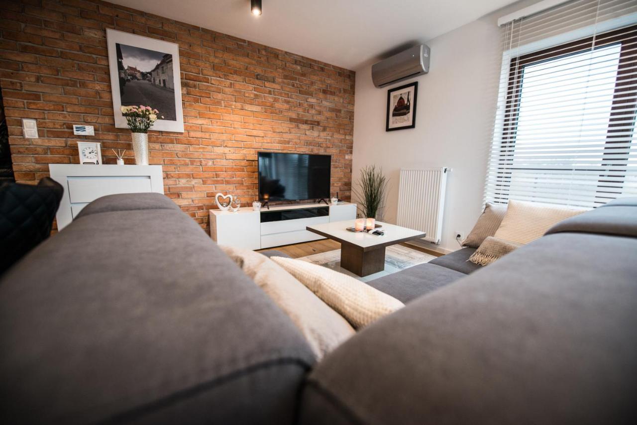 Premium Apartamenty Naleczow Ngoại thất bức ảnh