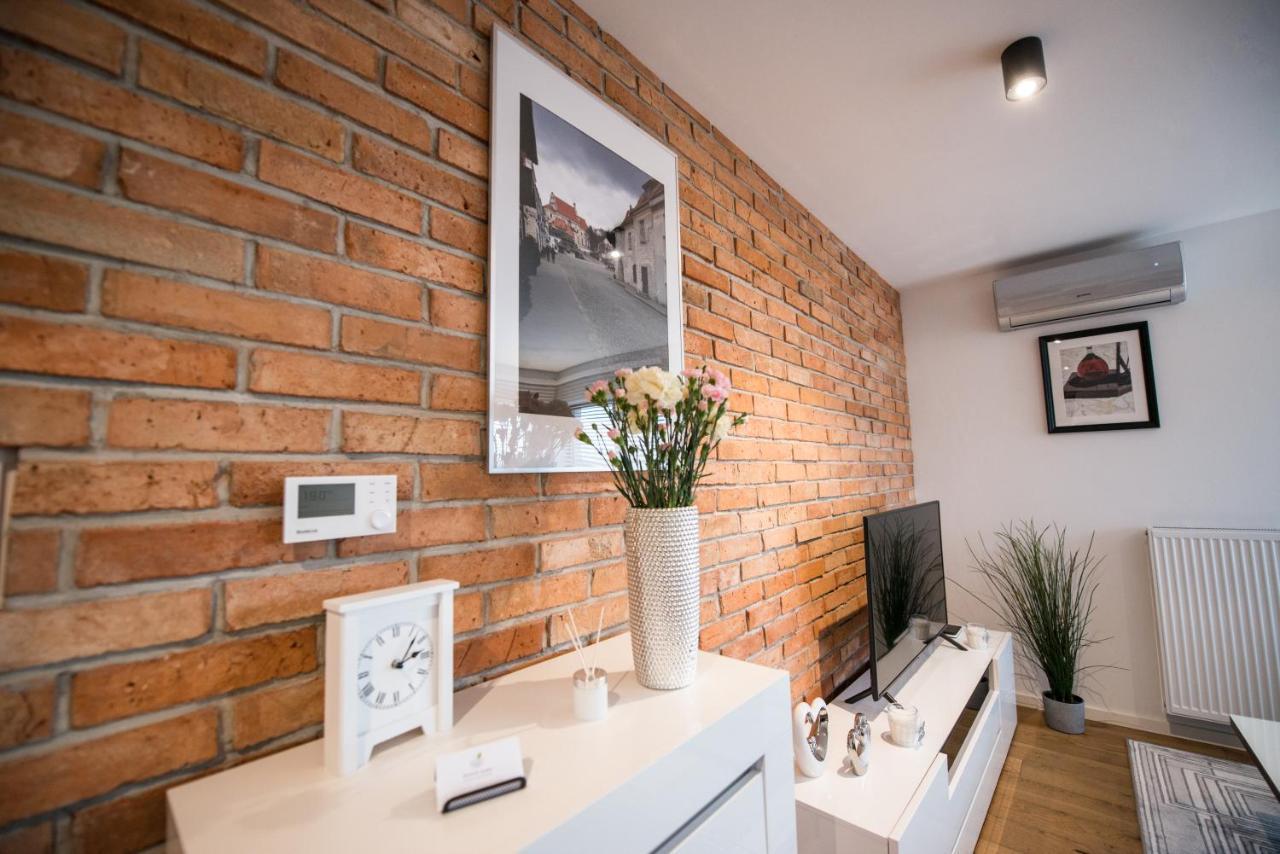 Premium Apartamenty Naleczow Ngoại thất bức ảnh