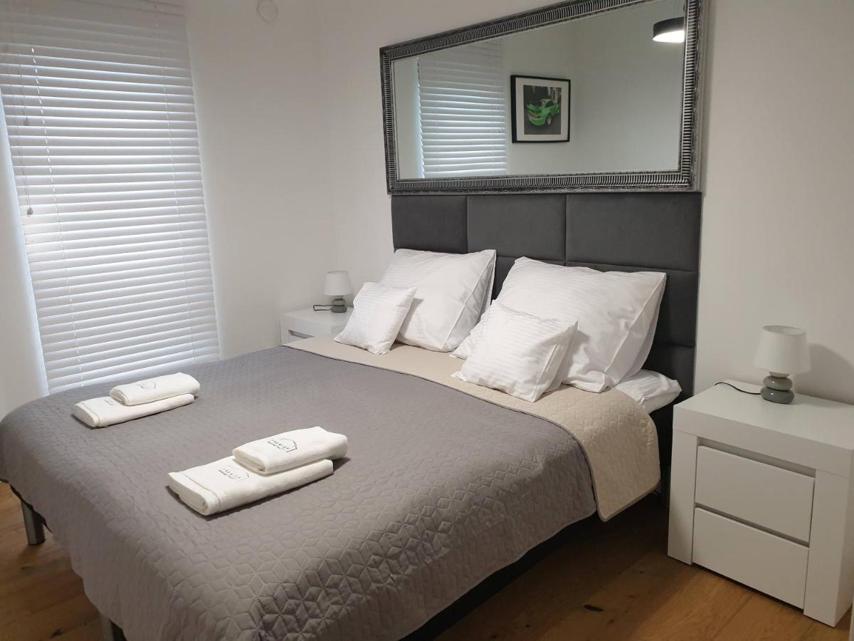 Premium Apartamenty Naleczow Ngoại thất bức ảnh